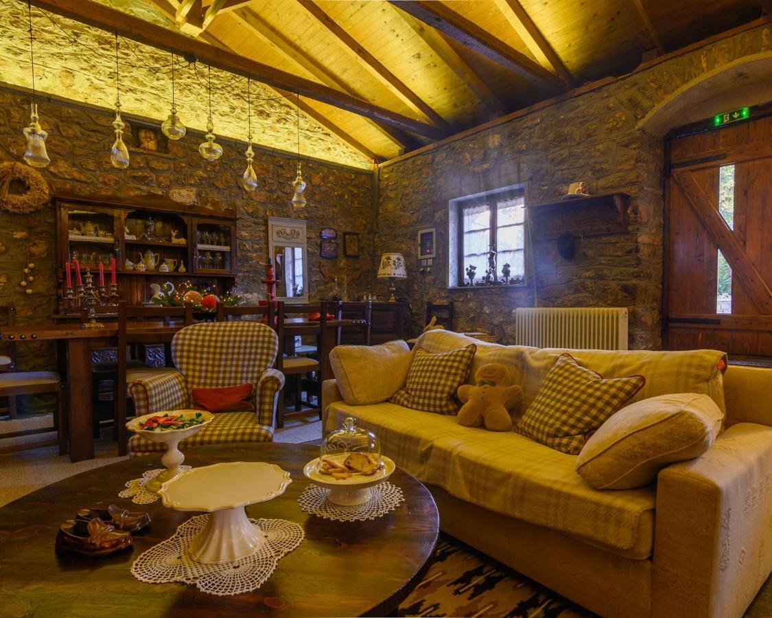 Guesthouse Karahalios Polydrossos Extérieur photo